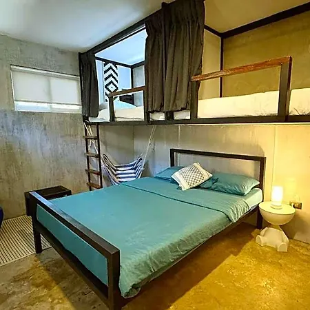 Beach People Hostel Bantayan Island