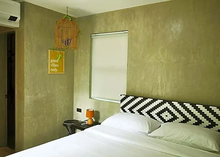 People Bantayan Island Hotell